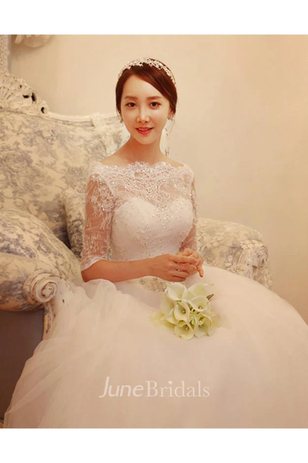 Glamorous Half Sleeve Lace Appliques Wedding Dress Princess Lace-up