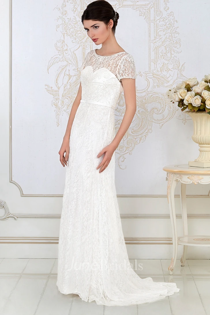 Scoop-neck Short Sleeve long Wedding gown With Beading And Lace