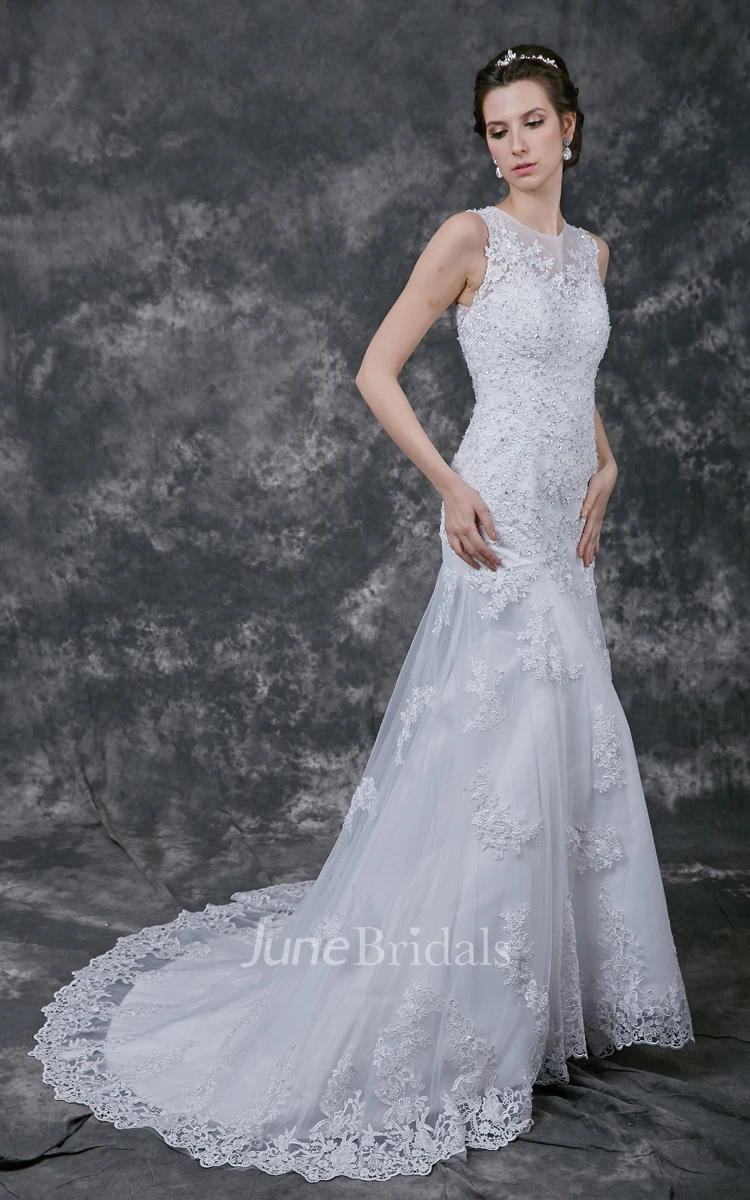 Luxurious Sleeveless Form-Fitted Lace Gown With Sheer Back