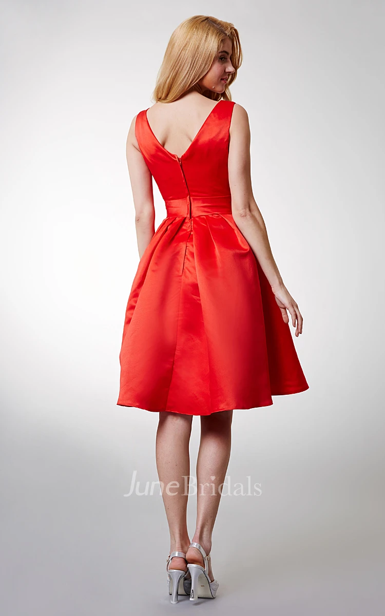 Criss-cross Bodice Knee-length A-line Satin Dress With Shiny Sash