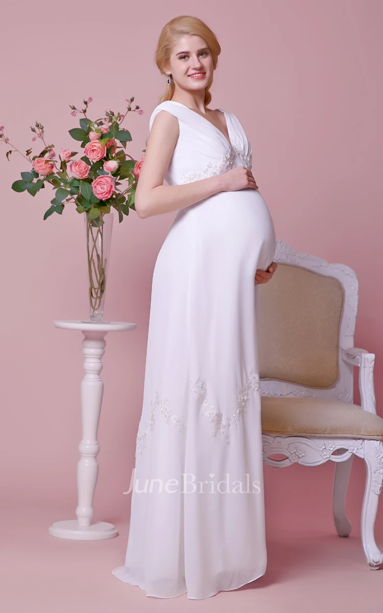 Sexy Cap-sleeved Low-v Neck A-line Chiffon Maternity Wedding Dress With Empire Waist