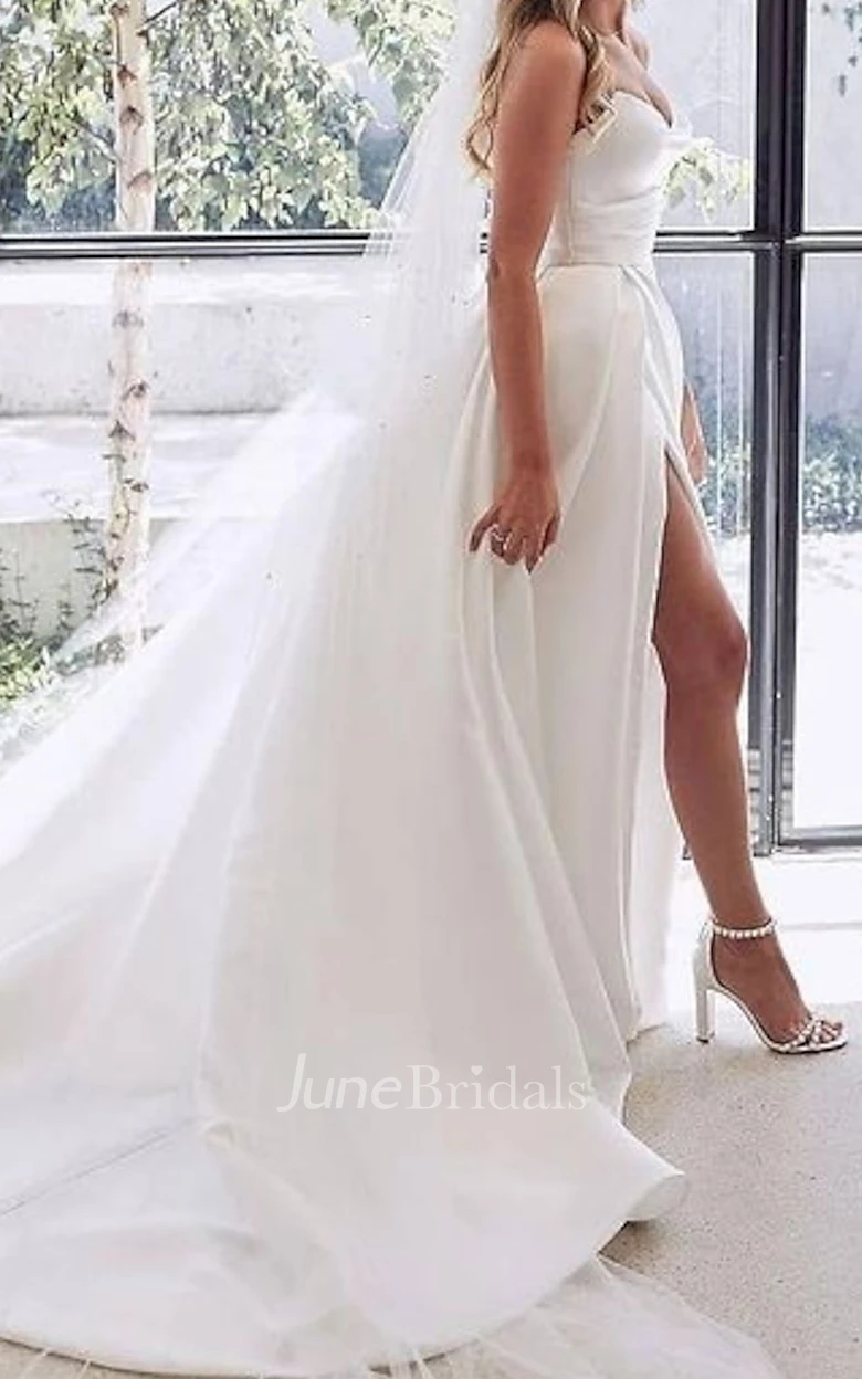 Elegant Sexy Casual Warm Wedding Dress Simple A-Line Strapless Court Train Satin Gown with Ruching and Split Front