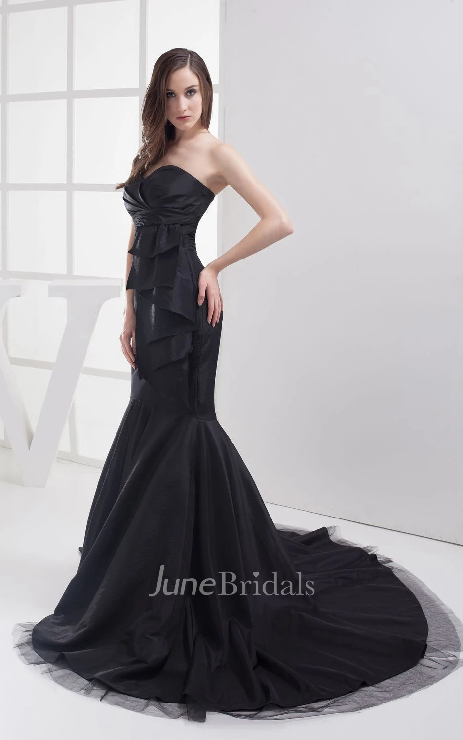 Sweetheart Ruched Dress With Draping and Trumpet Silhouette