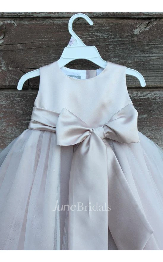 Elegant Blush Sleeveless Jewel Neck Bow Sash Pageant Petals Children Bridesmaid Dress