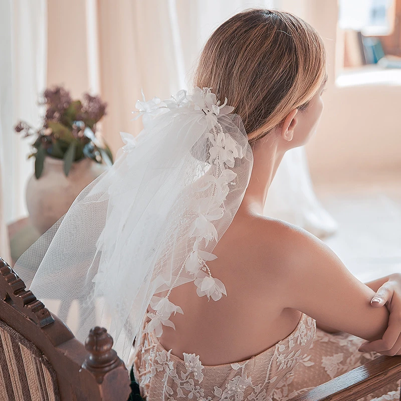 European Style Short Bridal Veil with Flowers