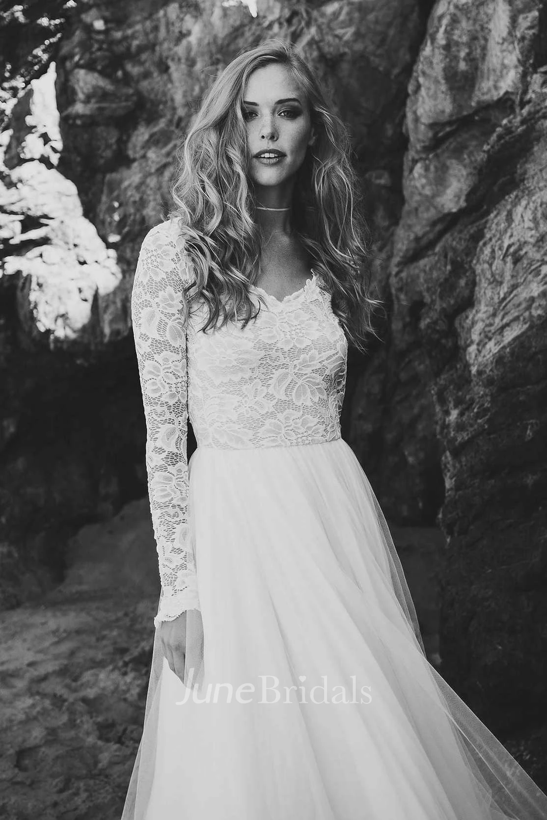 Long Sleeve Chiffon Tulle Lace Wedding Dress