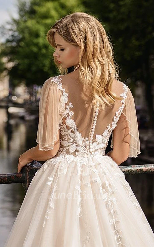 Charming Tulle and Lace V-neck Ball Gown Court Train Wedding Dress with Ruching