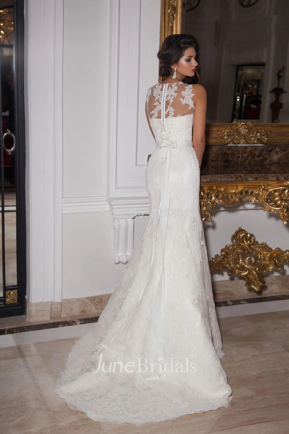 Sexy Illusion Sleeveless Mermaid Wedding Dress With Lace Appliques