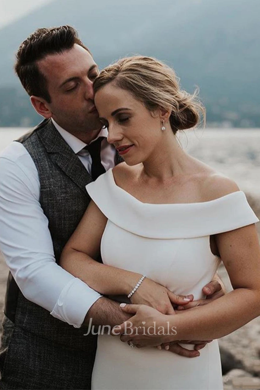 Elegant Chiffon Off-the-shoulder Keyhole Back Bridal Gown with Court Train