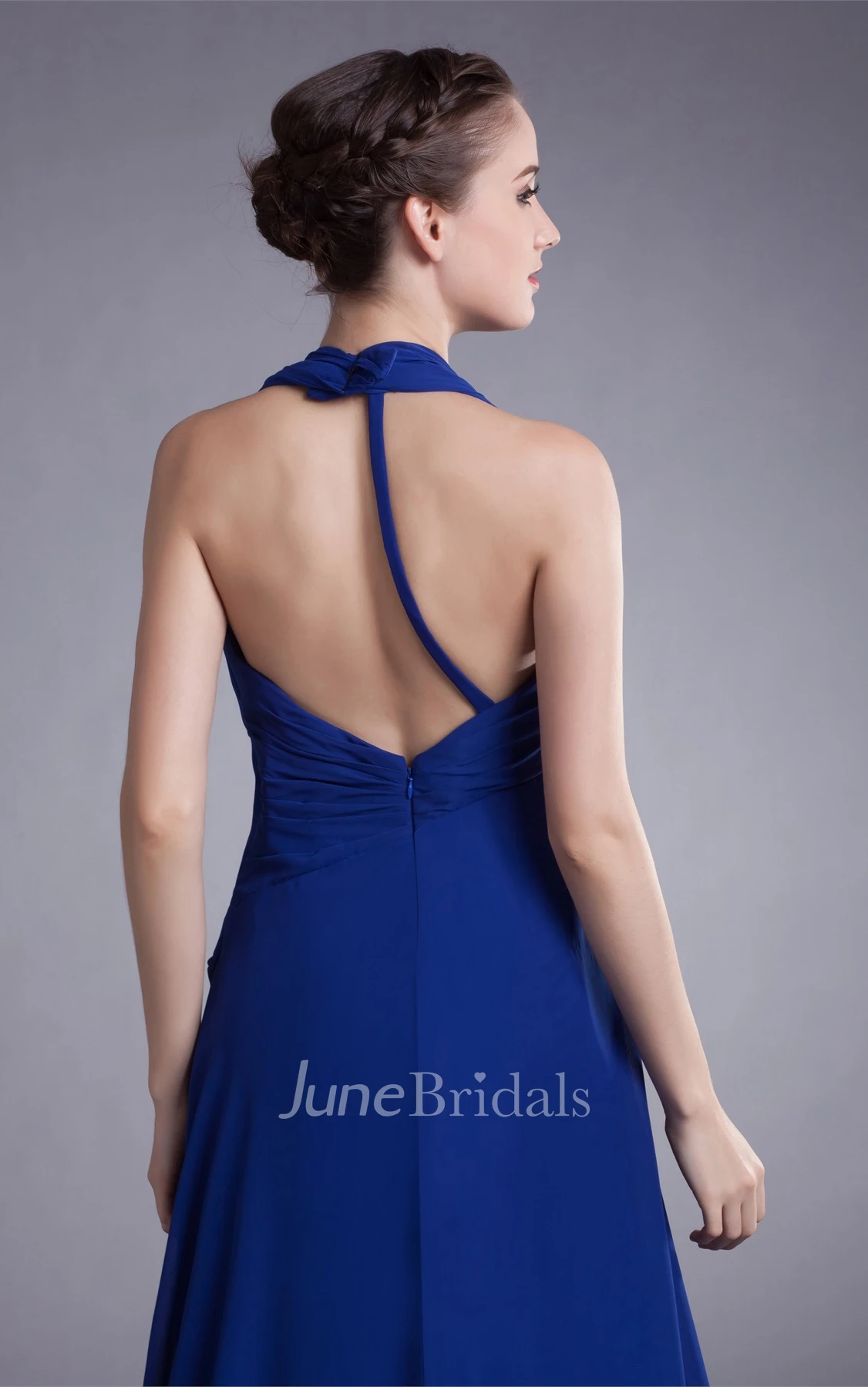 chiffon plunged sleeveless front-split dress with draping