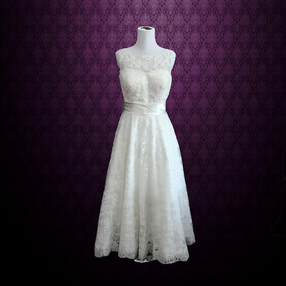 Vintage Sleeveless Retro Boat Neck Lace Tea Length Wedding Dress