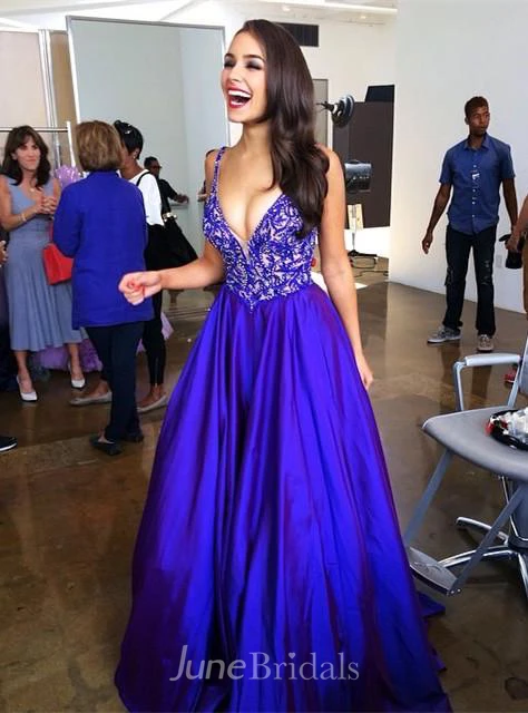 Elegant V-neck Royal Blue Prom Dresses Lace Sleeveless Floor Length