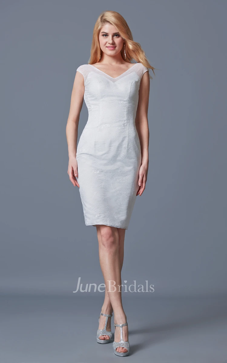 Enchanting V-neck Knee-length Lace Dress With Cap-sleeved