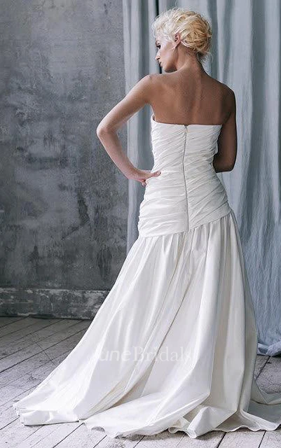 Sweetheart Long Satin Wedding Dress With Ruching and Dropped Waist
