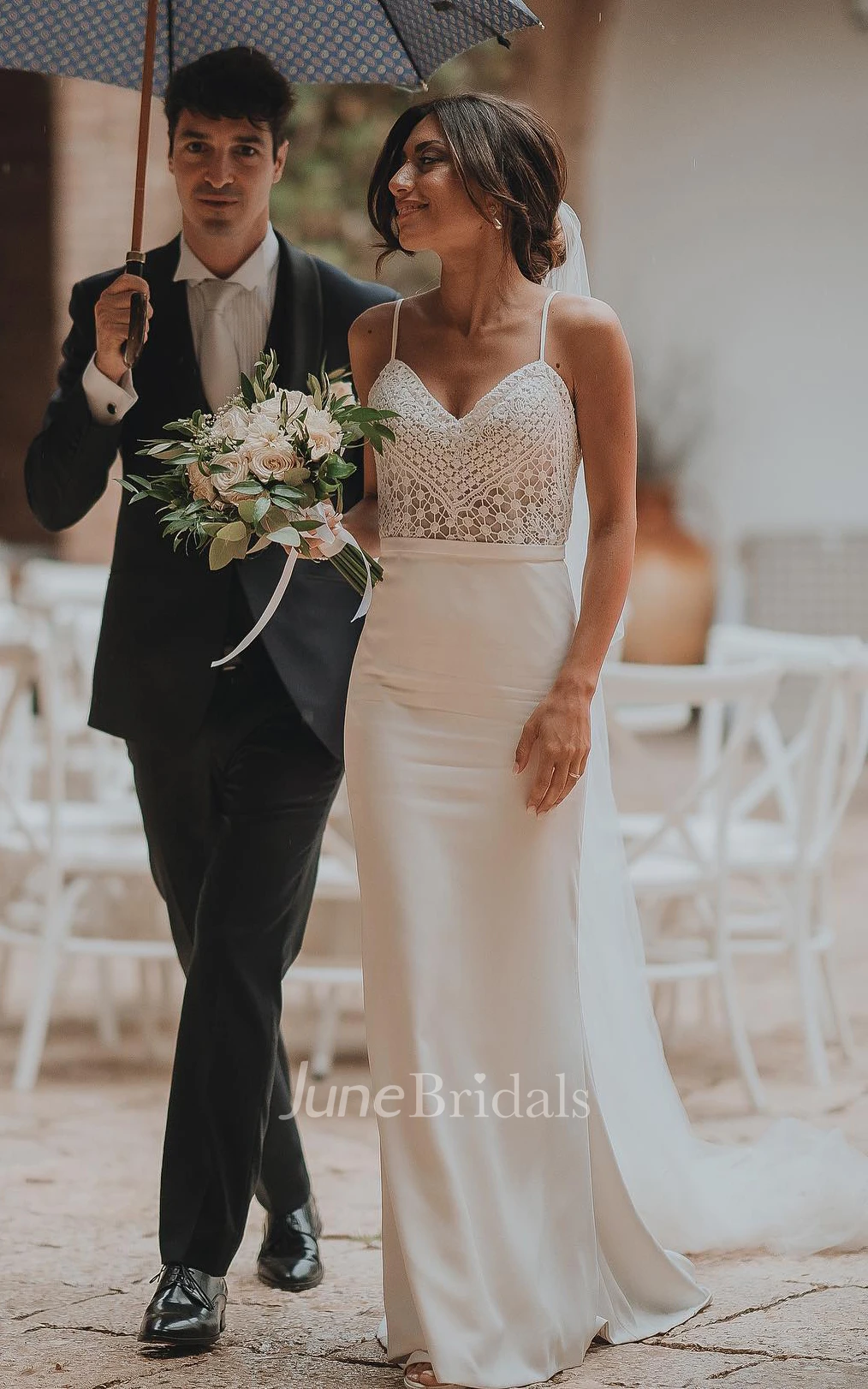 Sheath Sweetheart Chiffon Simple Winter Wedding Dress Sleeveless With Open Back