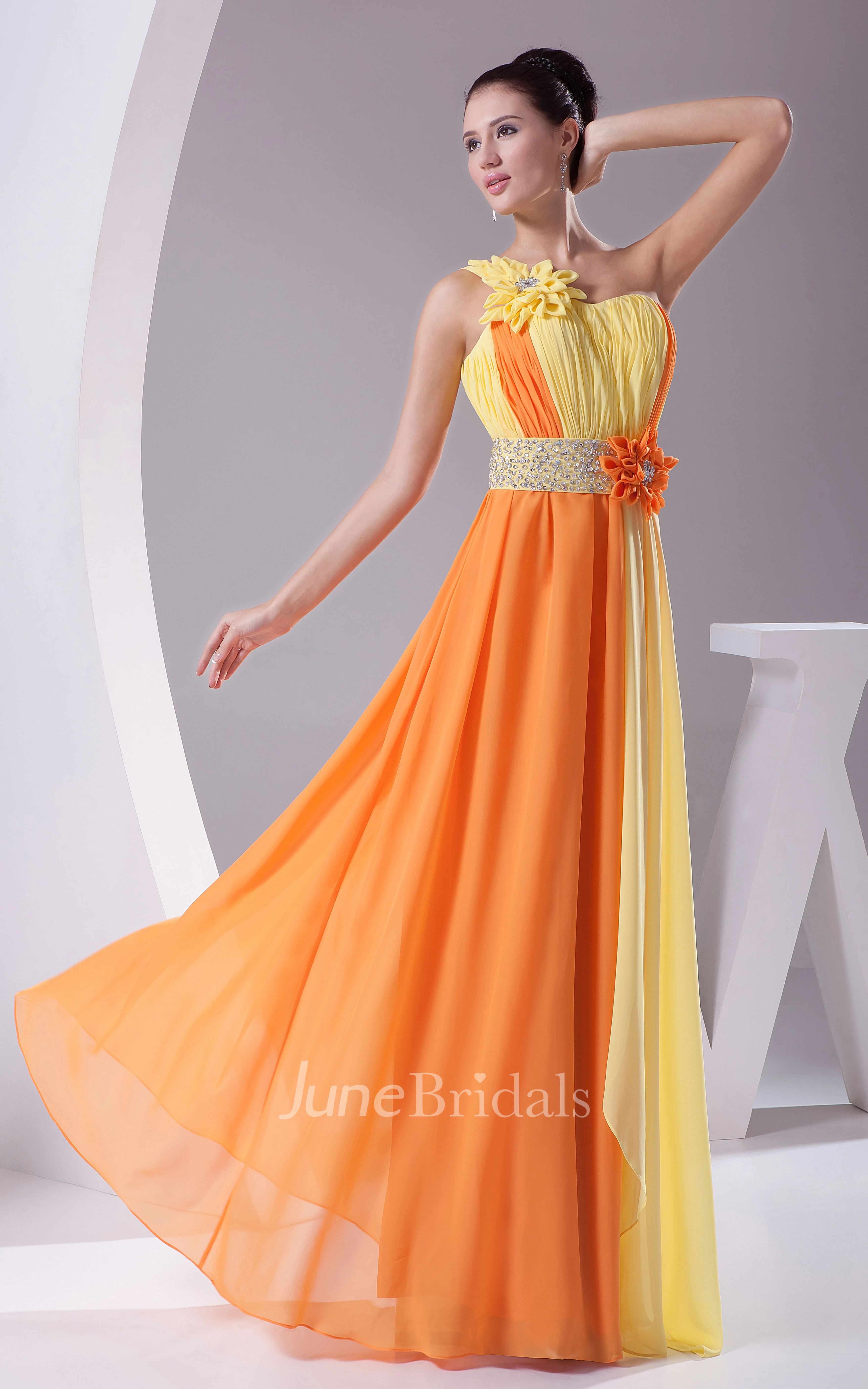 Mute-Color Floor-Length Chiffon Dress With Flower and Single Strap