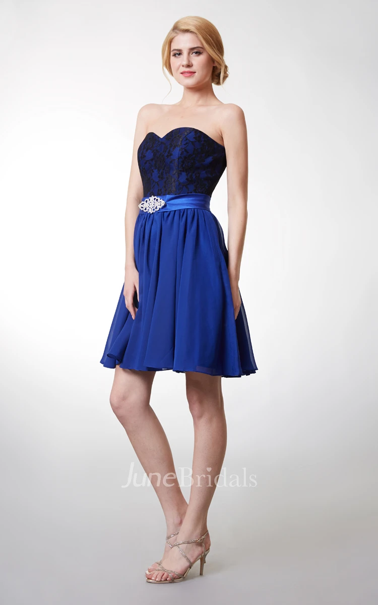 Simplistic and Elegant Strapless Dress Belted Waist With Crystal Detailing