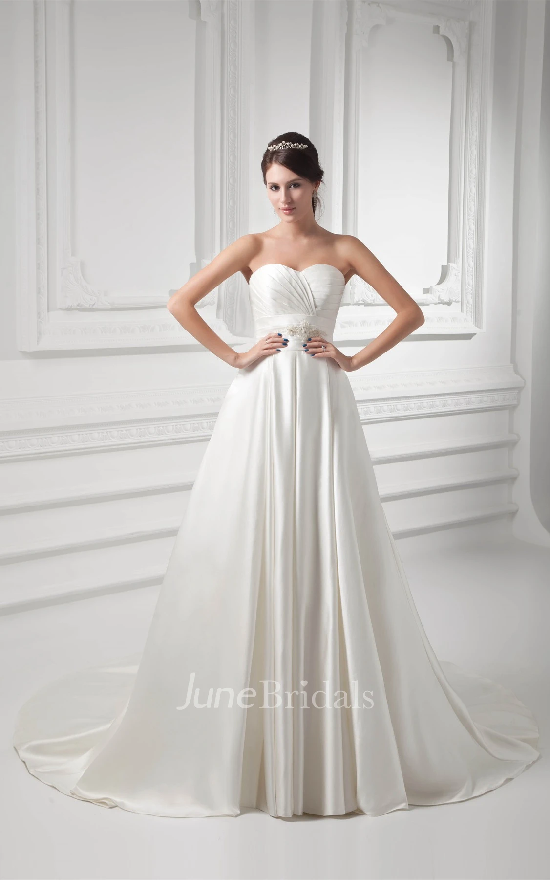 Sweetheart Criss-Cross Ruched Tulle A-Line Wedding Dress With