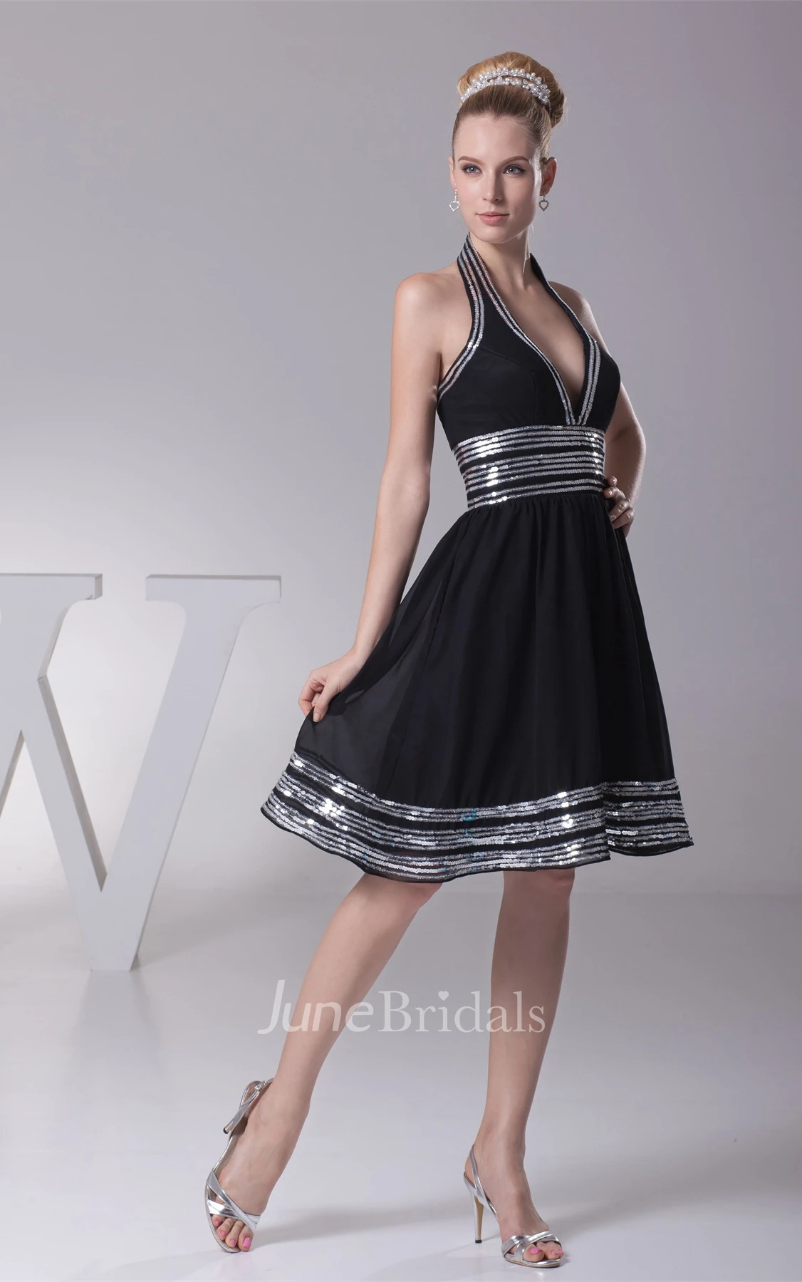 Deep-V-Neck Sleeveless Midi A-Line Dress with Strapped and Pleats