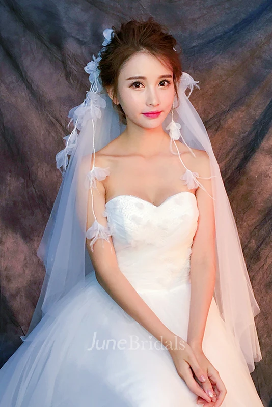 New Short Simple Beautiful Flower Tassel Bridal Veil