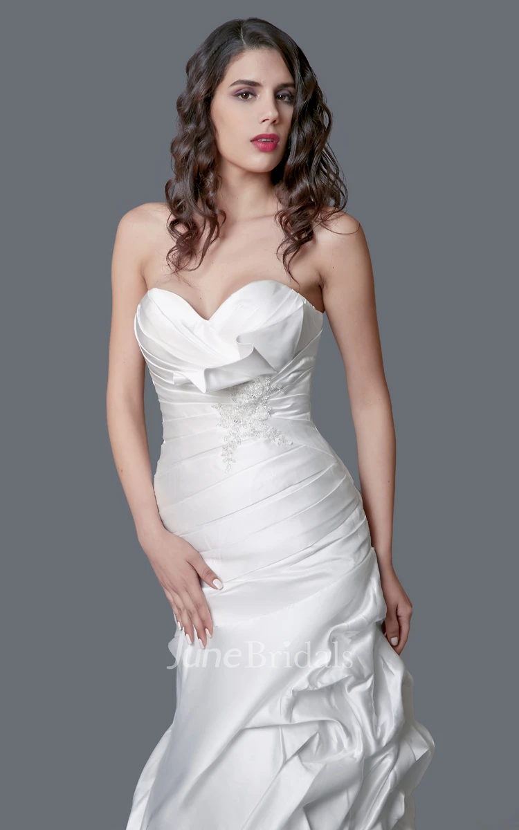 Feminine Satin Ruched Mermaid Dress With Beaded Waist