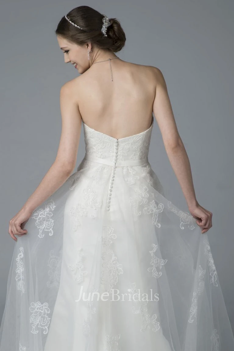 Sweetheart A-line Open Back Lace Tulle Wedding Dress With Appliques And Buttons