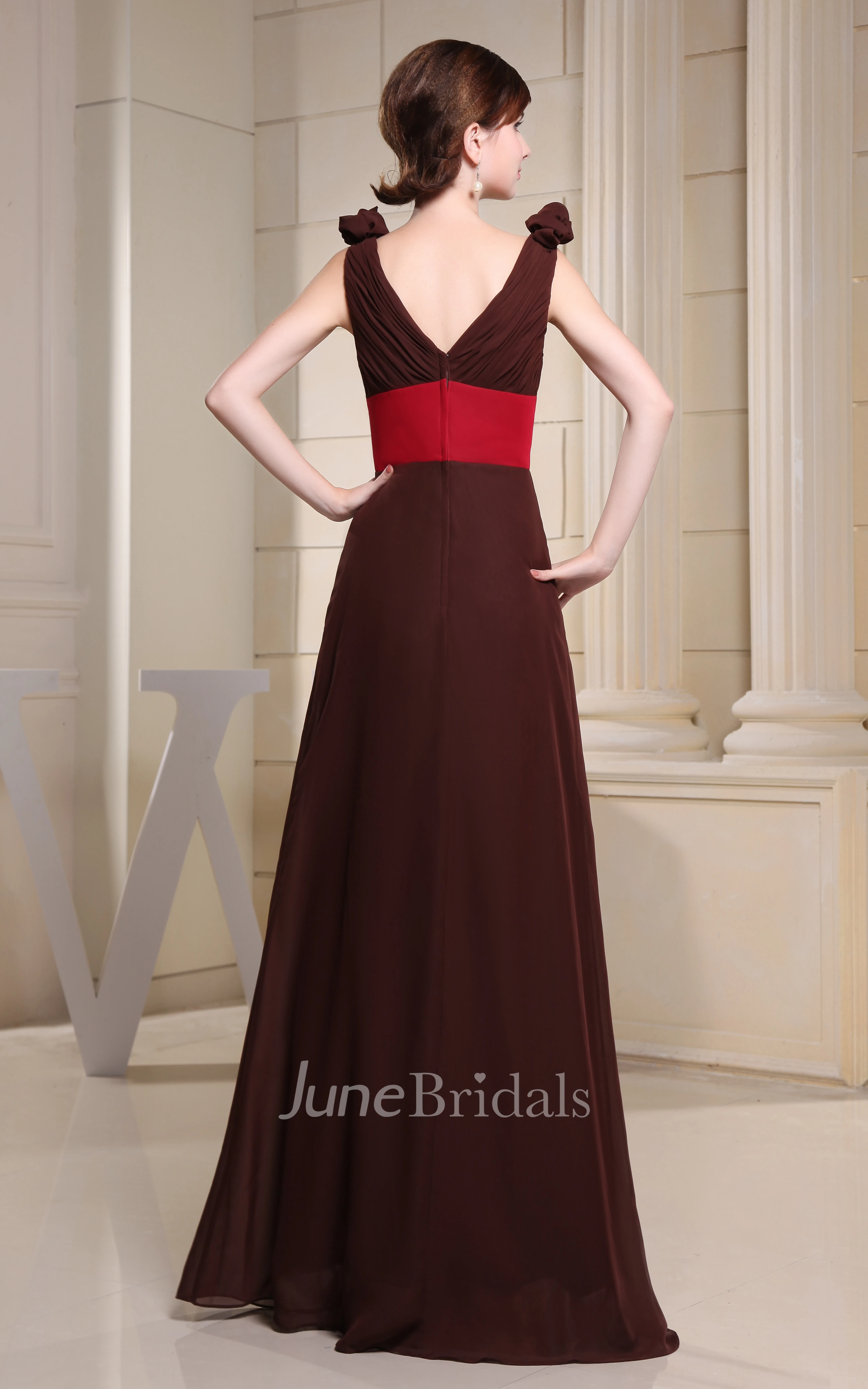 V-Neck Sleeveless Chiffon Floor-Length Dress With Floral Strap