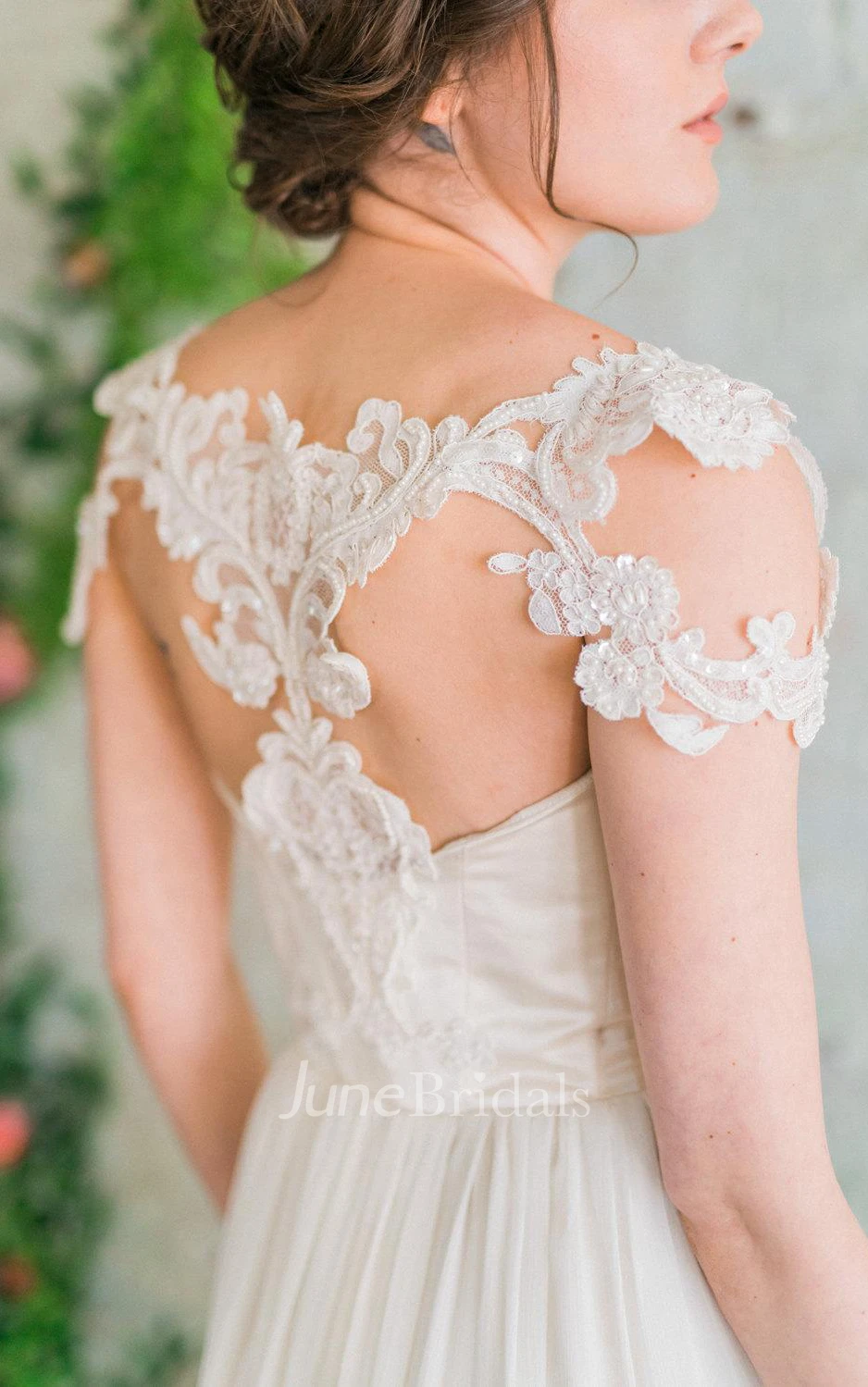 Sweetheart A-Line Long Chiffon Wedding Gown With Appliques