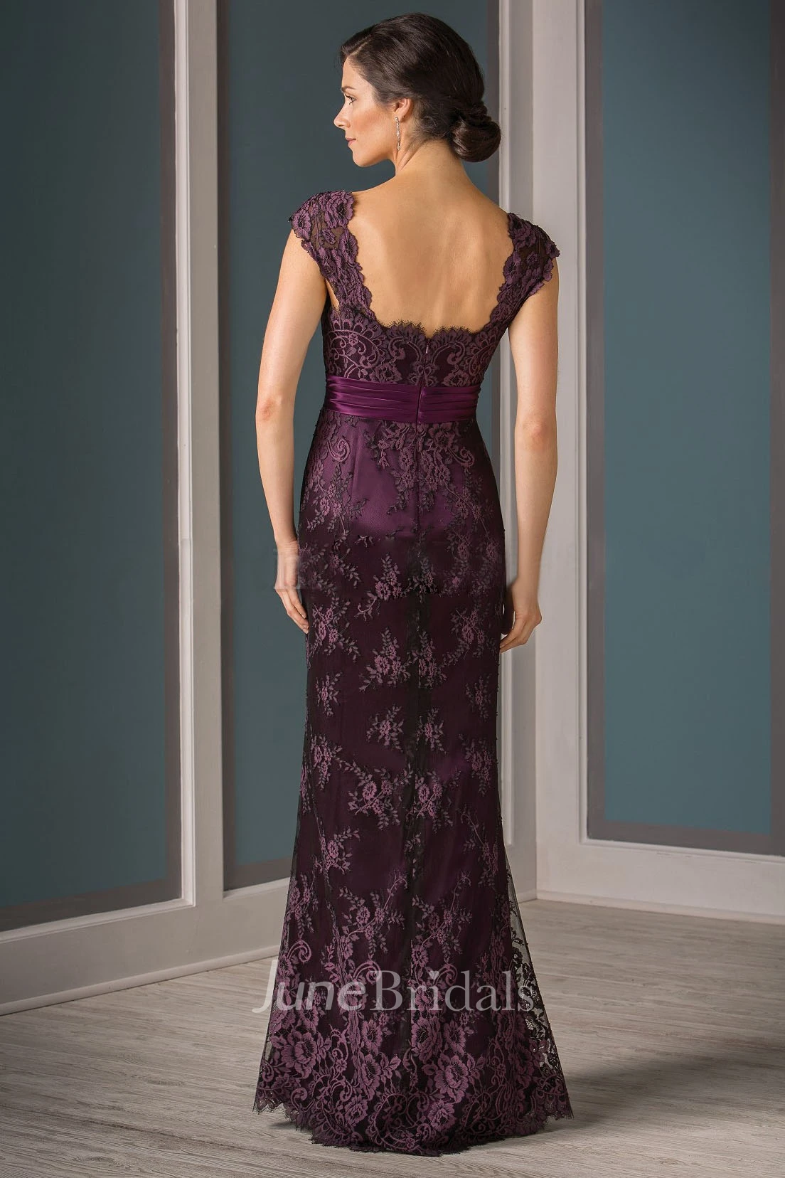 Floral Boho Mermaid Wide Strap Mother of the Bride Dress Elegant Modest Appliques Square Neck Wedding Guest Dress Evening Dress