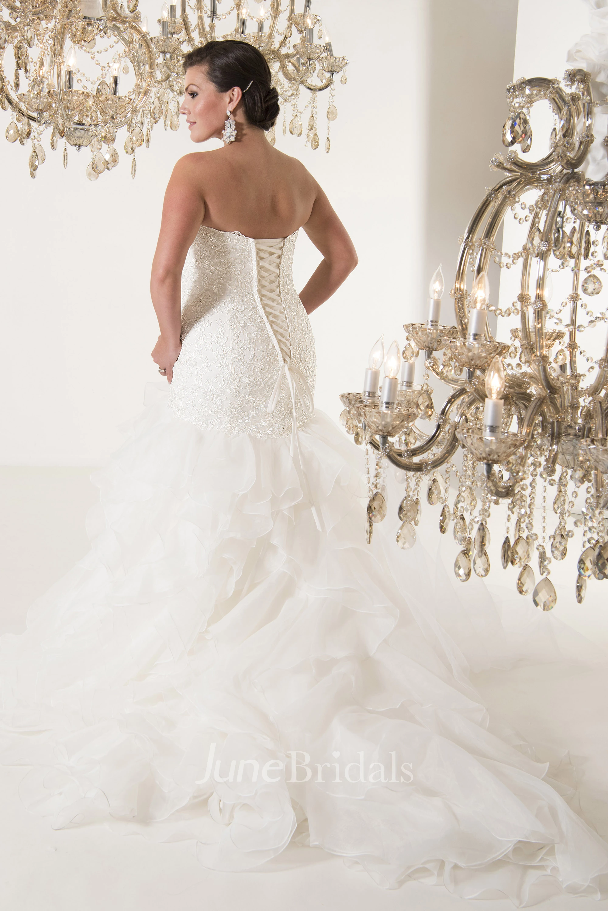 Trumpet Long Sweetheart Sleeveless Organza Chapel Train Corset Back Ruffles Dress