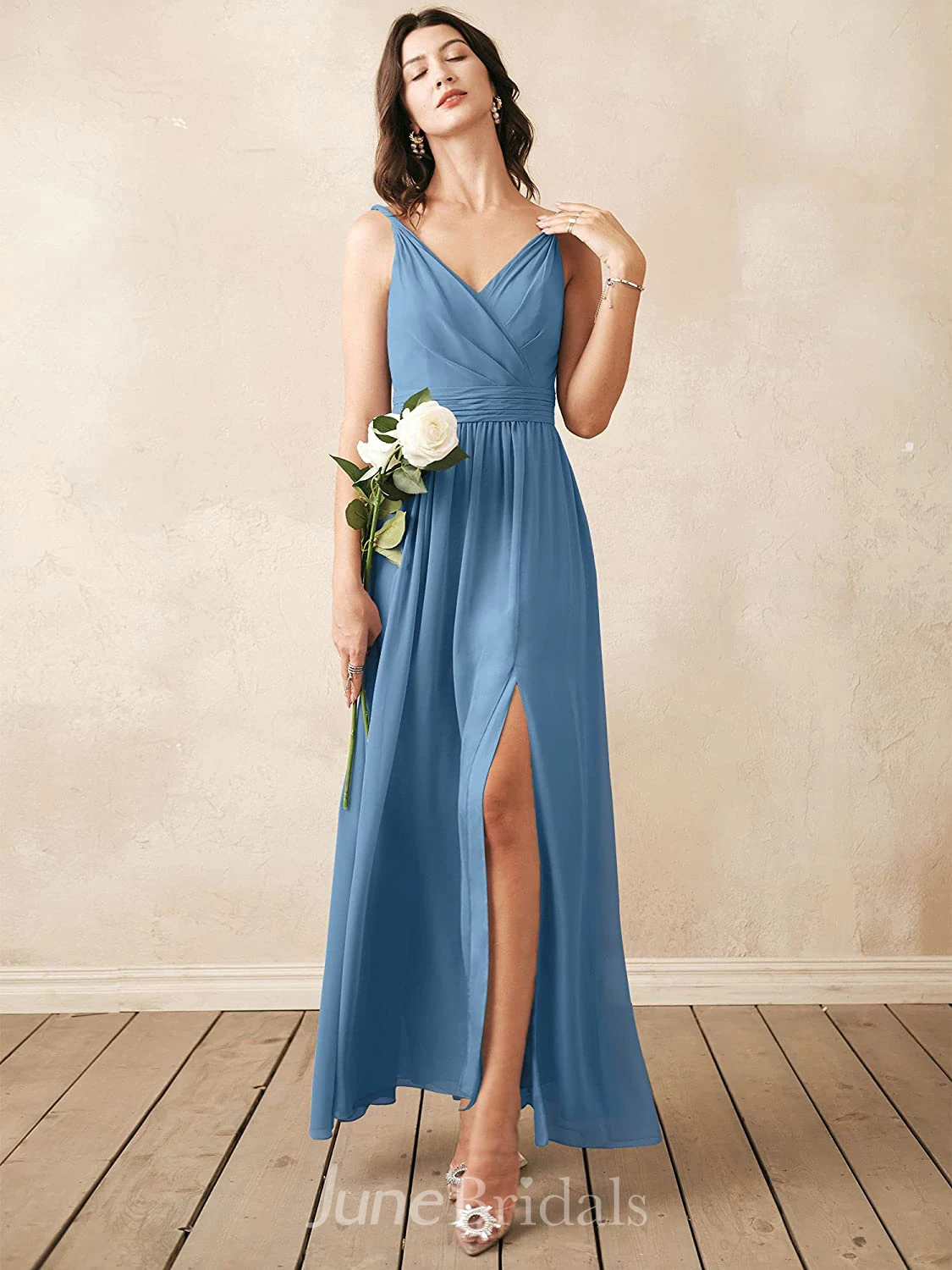 Modern A Line V-neck Chiffon Sleeveless Bridesmaid Dress with Split