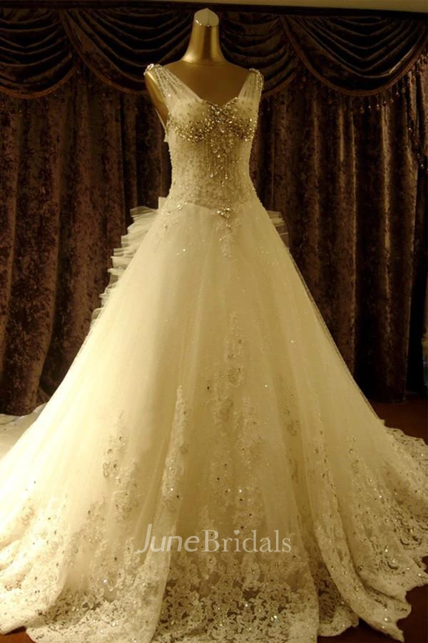 High Quality Court Train V-neck Beading Wedding Dresses