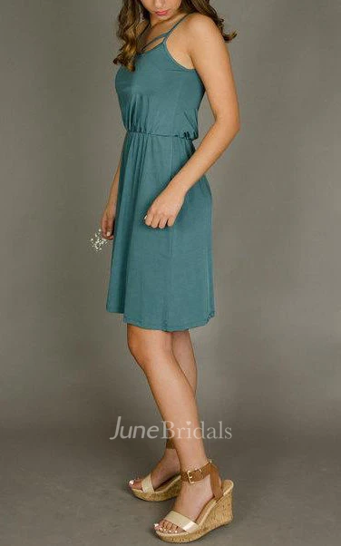 Short Strapped Sleeveless Sleeve Dress