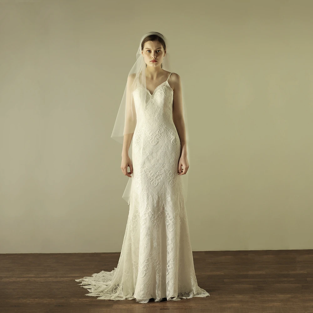 Soft Tulle Single Tier Fingertip Veil