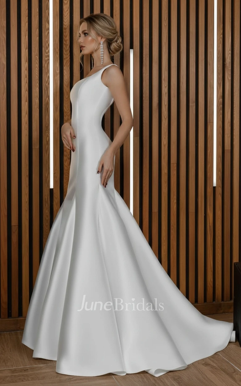 Minimalist Elegant Mermaid Square Neck Spring Wedding Dress Modest Simple Wide Strap Floor Length Sweep Train Fit and Flare Bridal Gown