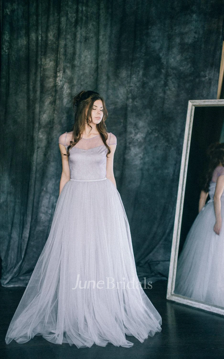 A-Line Tulle Lace Weddig Dress With Illusion