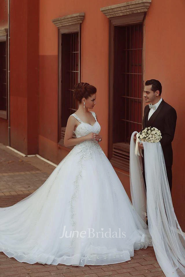 Delicate Strap Tulle Wedding Dress Beadings Appliques Ball Gown