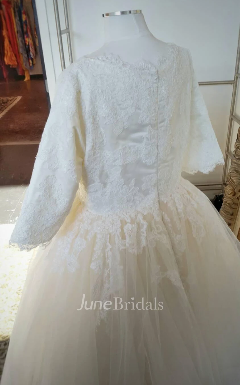 Ball Gown Short Tulle Lace Weddig Dress