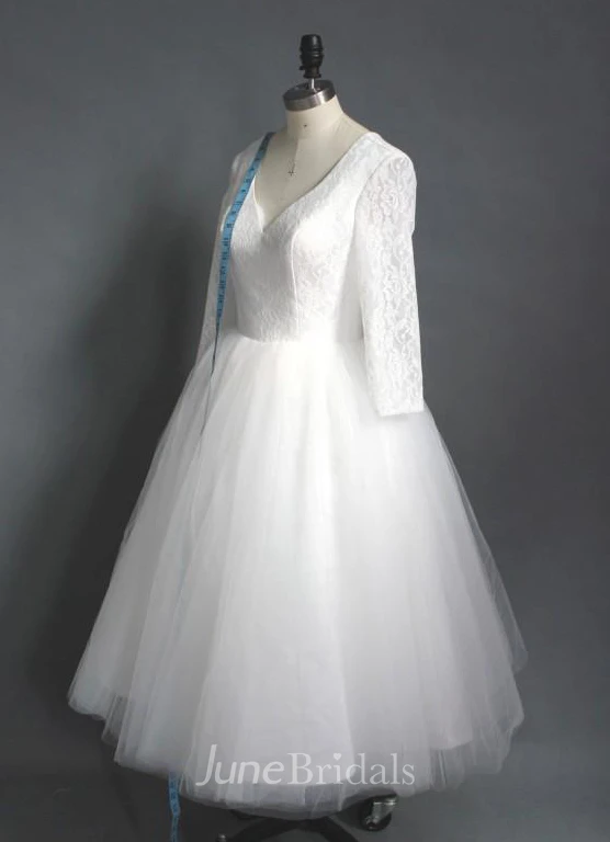 Tea Length High Quality A-line V Neck Lace Top Puffy Tulle Short Wedding Dress with Sleeves