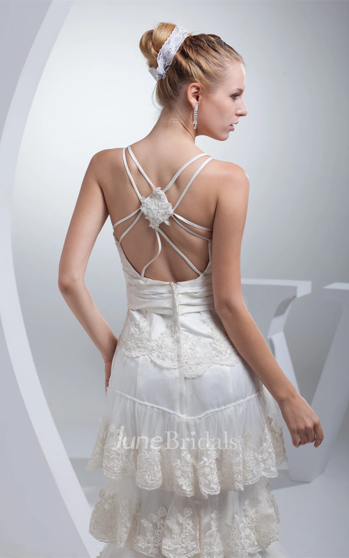 Spaghetti-Strap Tiered Gown with Appliques and Bowknot