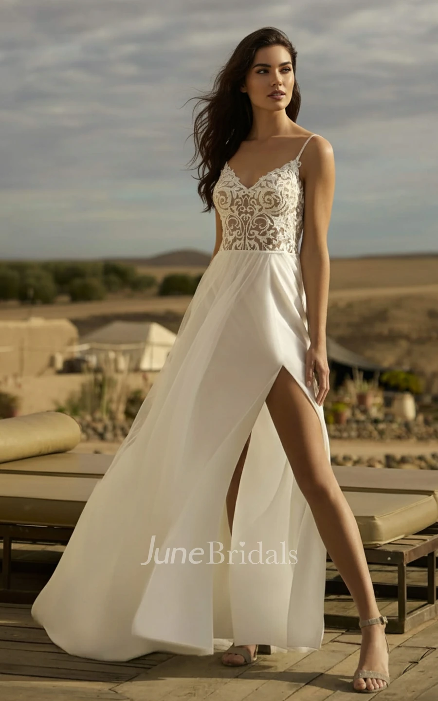 Beach Lace A-Line Spaghetti Wedding Dress Sexy V-Neck Slit Tulle Bridal Gown