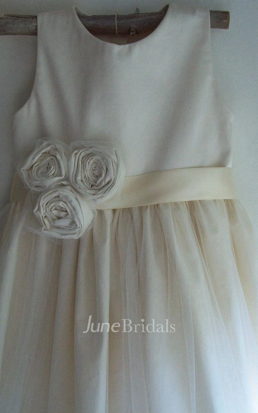 Natural Tulle&Stain Dress With Flower Belt