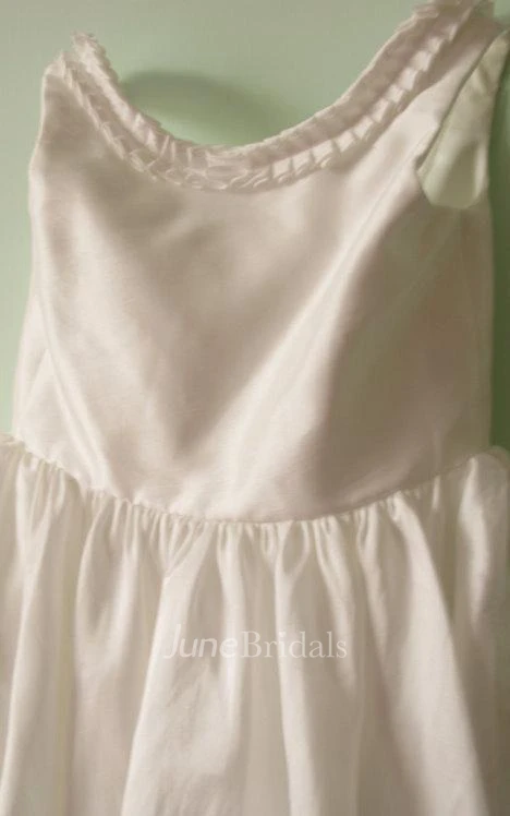 Sleeveless Pleated A-line Taffeta Dress With Backless