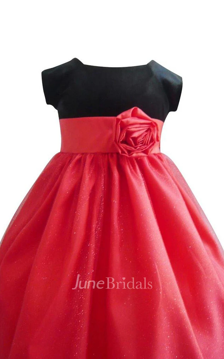 Cap-sleeved Empire Dress With Flower Waist