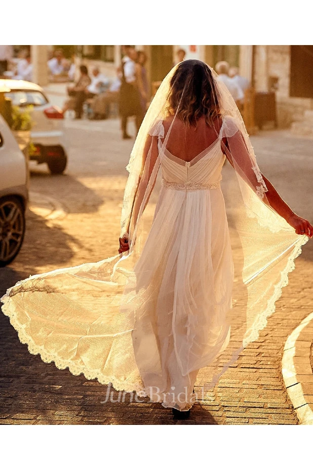 Sweep Tulle Wedding Veil with Scalloped Lace edge