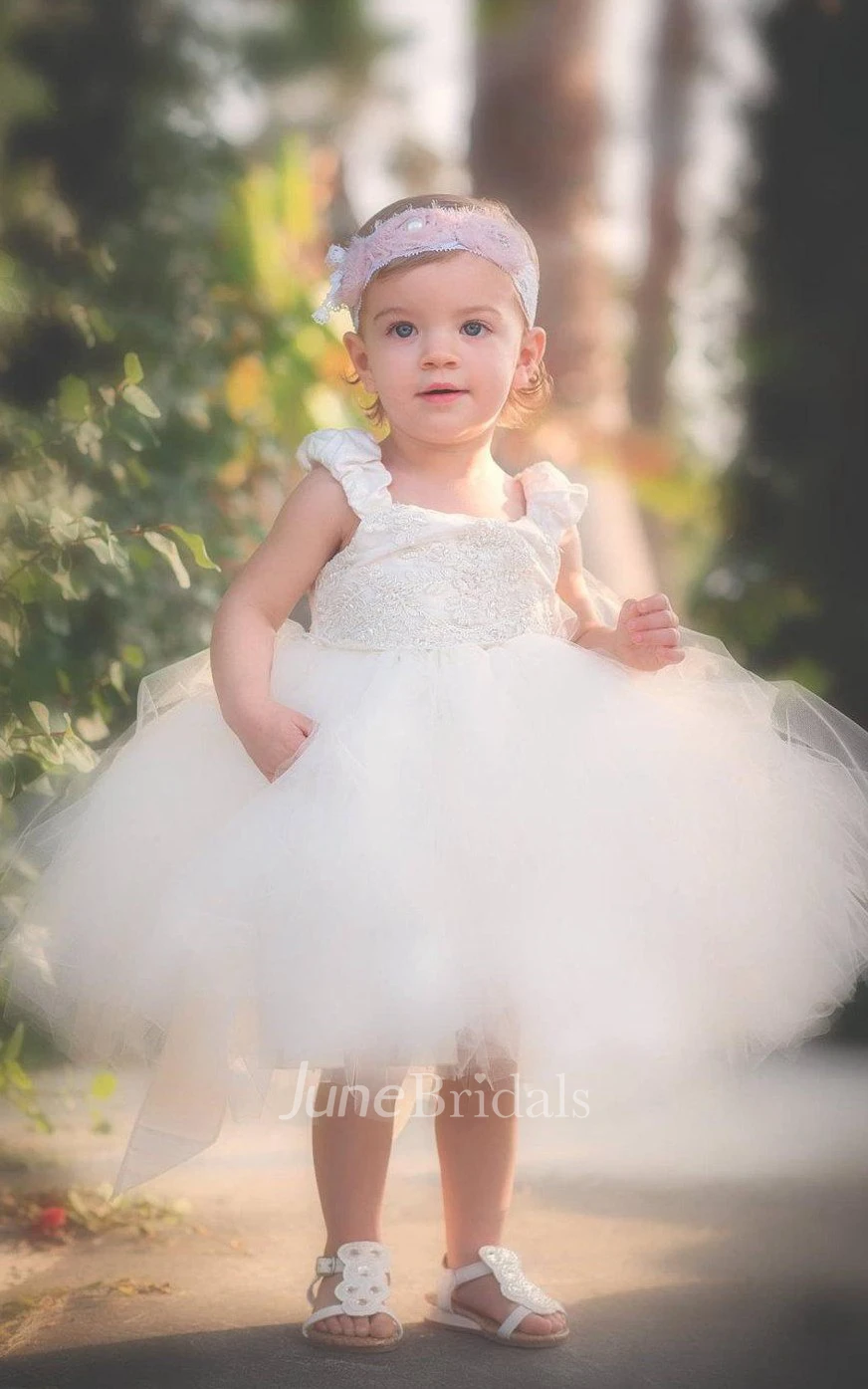 Ruffled Cap Sleeve Tulle&Lace Dress With Beading and Lace Detailing