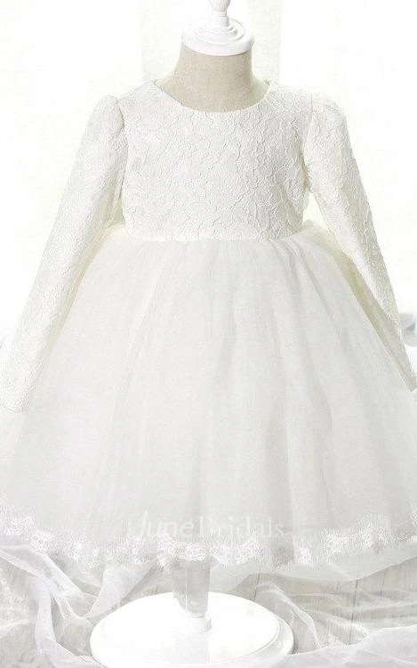 Long Sleeve Lace Dress With Pleats and Bow