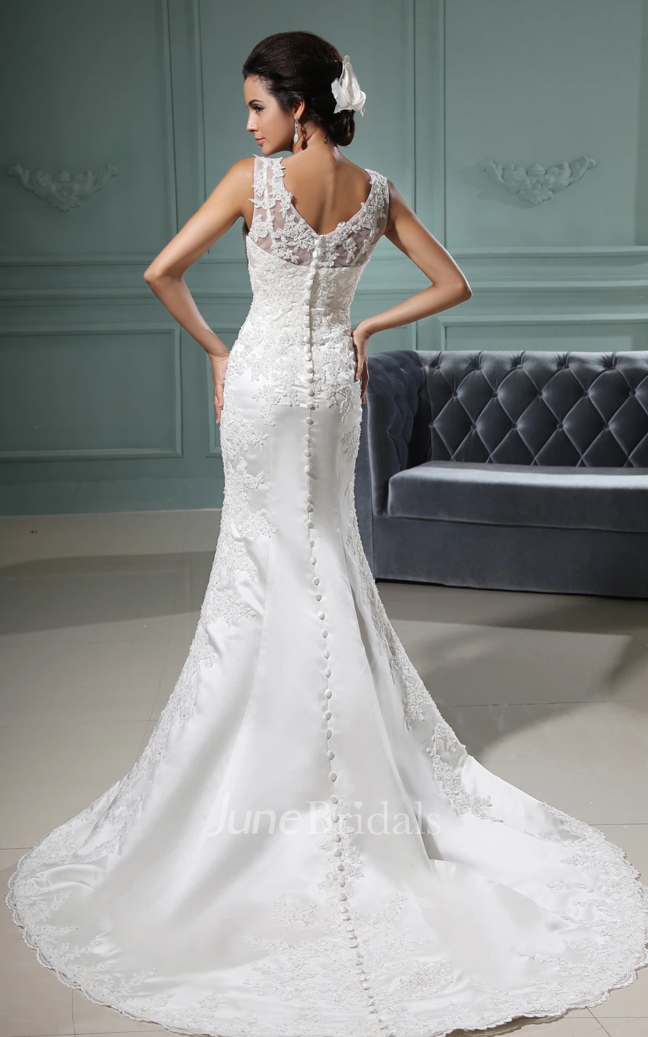 Slited Sweetheart Sleeveless Strap Neckline Gown With Detailing