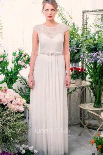 Scoop-Neck Cap-Sleeve Chiffon Pleated Wedding Dress With Keyhole