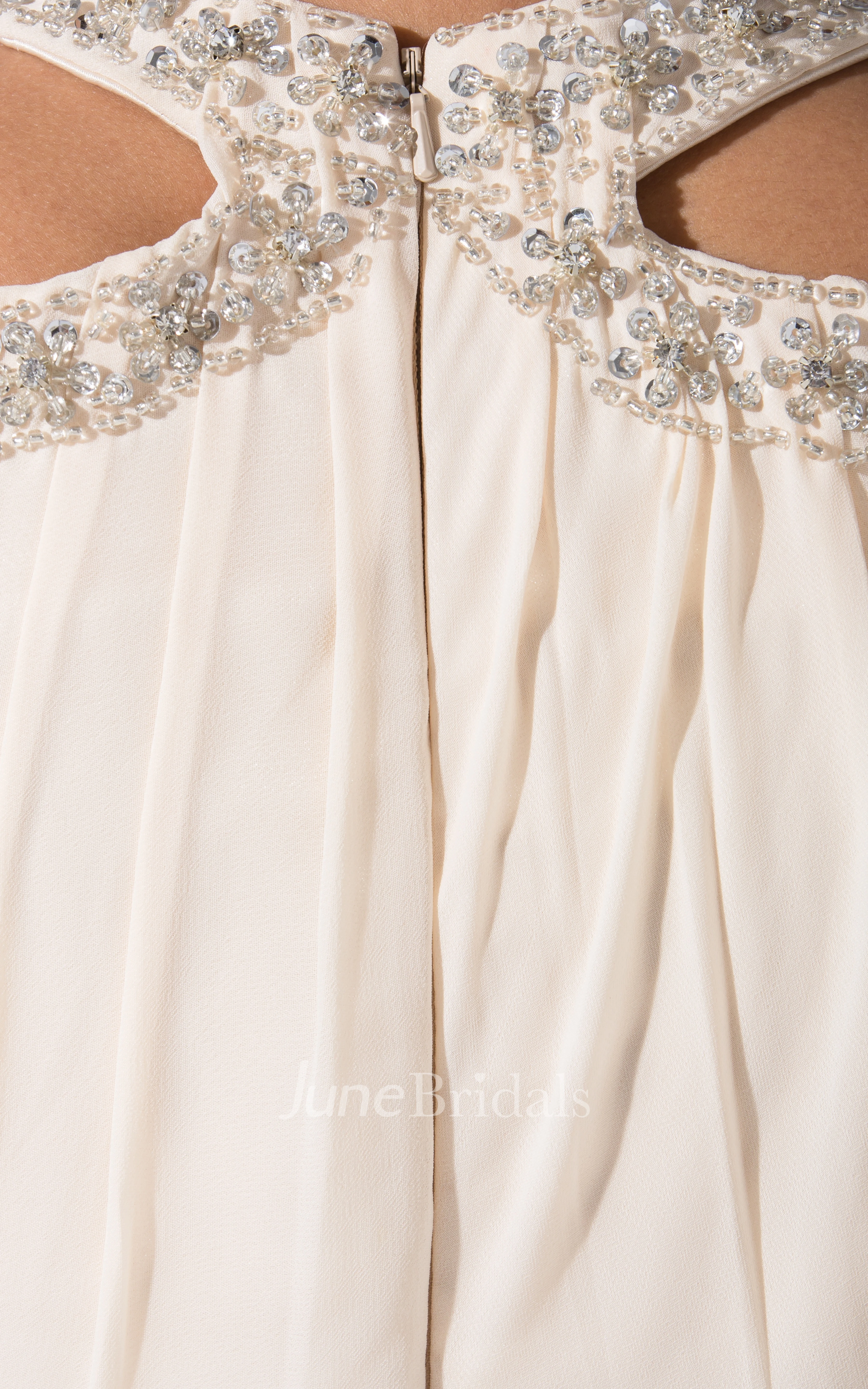 Noble Short-Sleeve Chiffon Dress With Beading and Keyhole